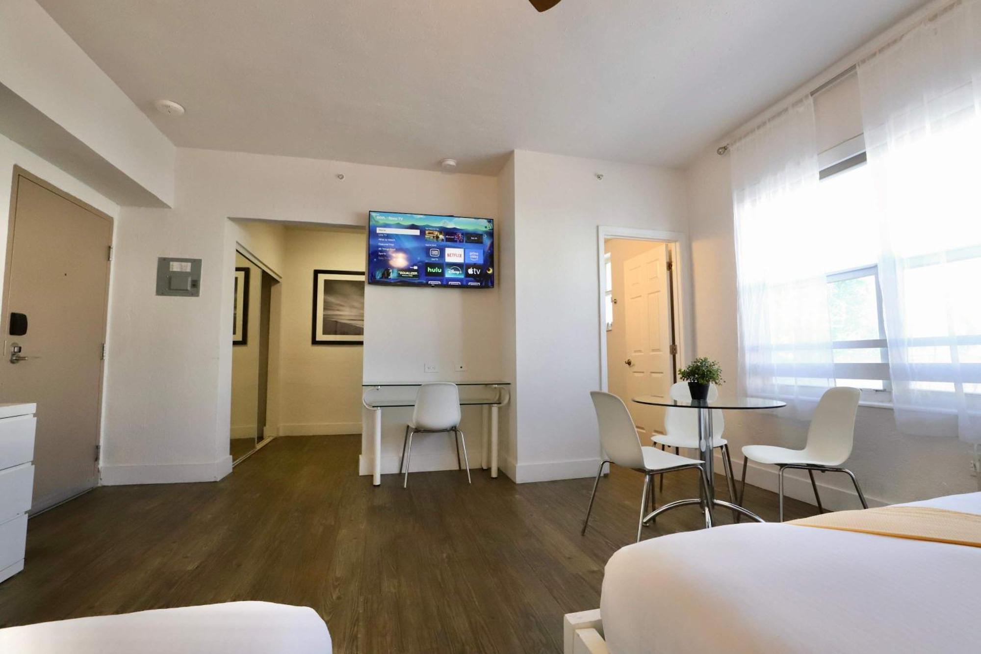 South Of Fifth Studio Steps To Beach On Ocean Drive ميامي بيتش المظهر الخارجي الصورة